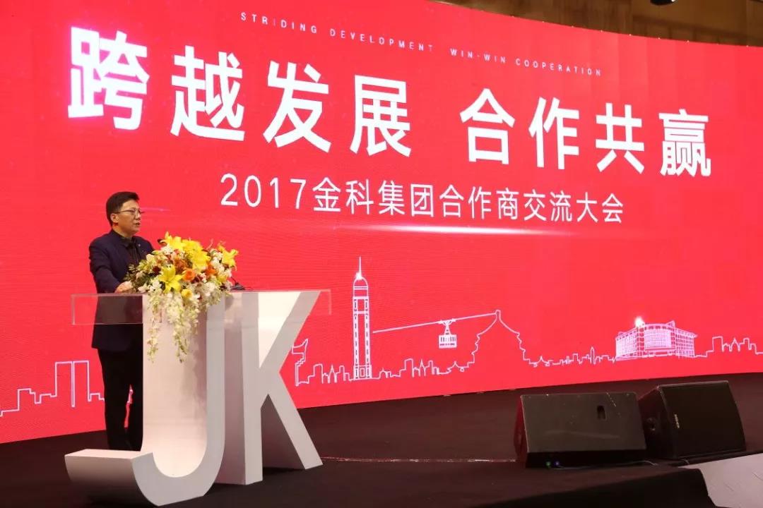 2 ��ƶ��¾���ϯ.jpg